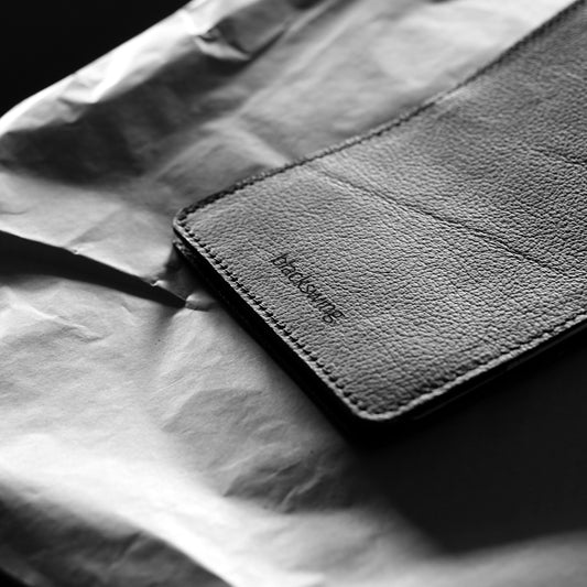 The black premium leather yardage book cover blackswing.golf - blackswing.golf